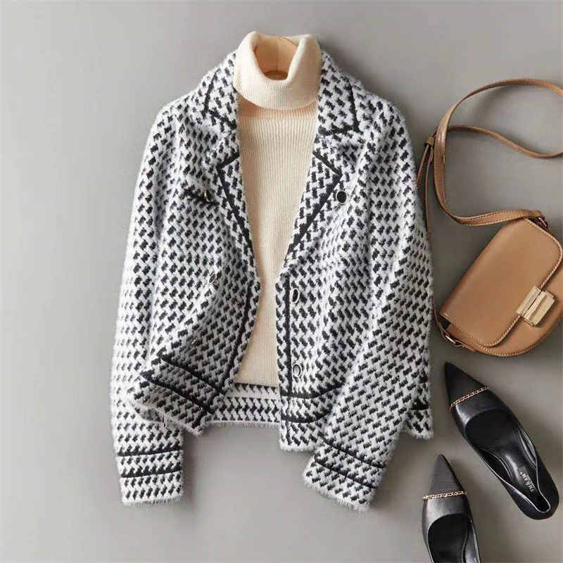 Vionne Houndstooth Knit Jacket - Image 10