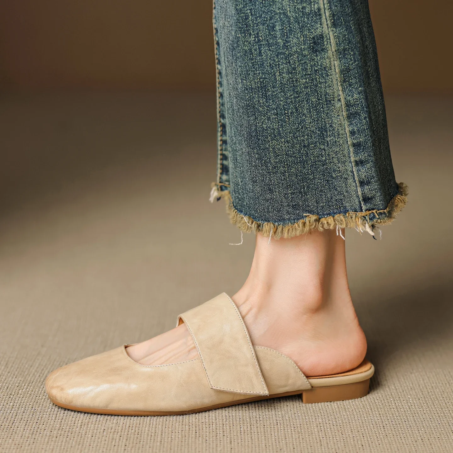 Women’s Leather Square Toe Chunky Heel Mules - Image 37