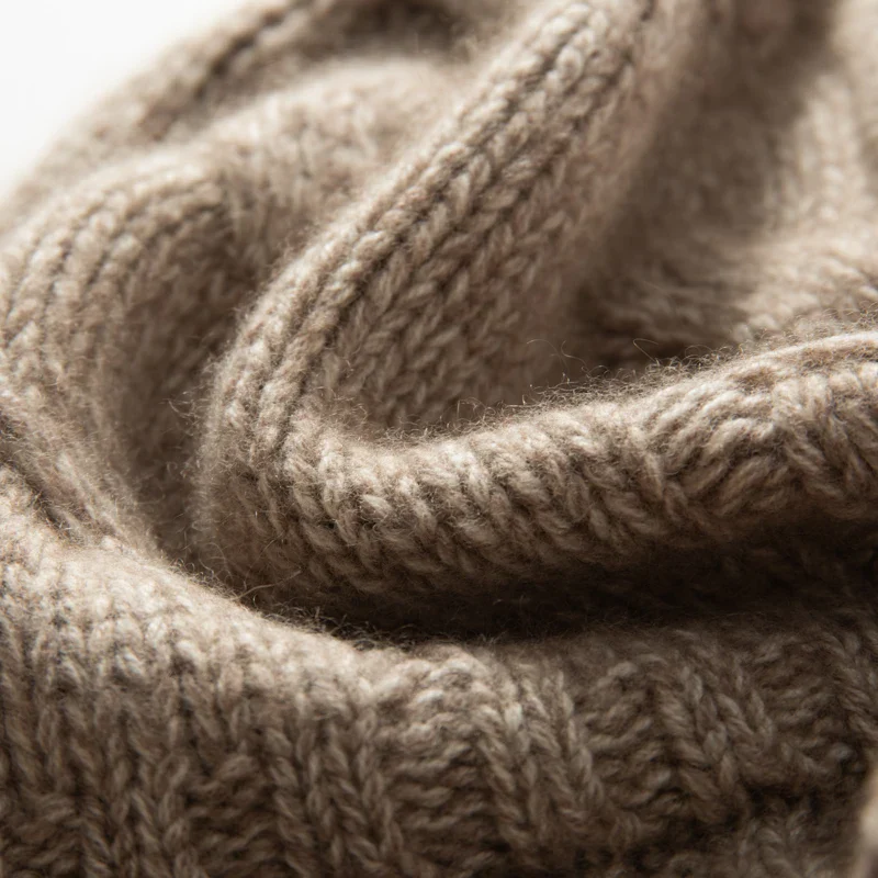 Wren Cable Cashmere Beanie - Image 23